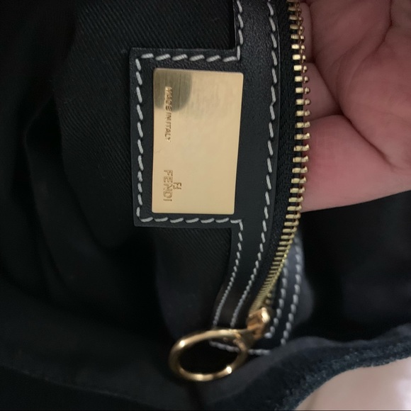 Sold! Black suede vintage Fendi messenger. - Picture 2 of 5